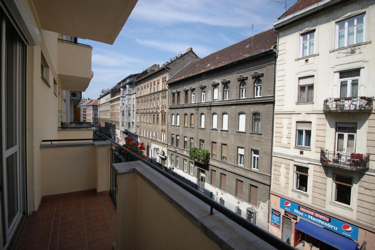 Andrew'S Residence Budapest Bagian luar foto
